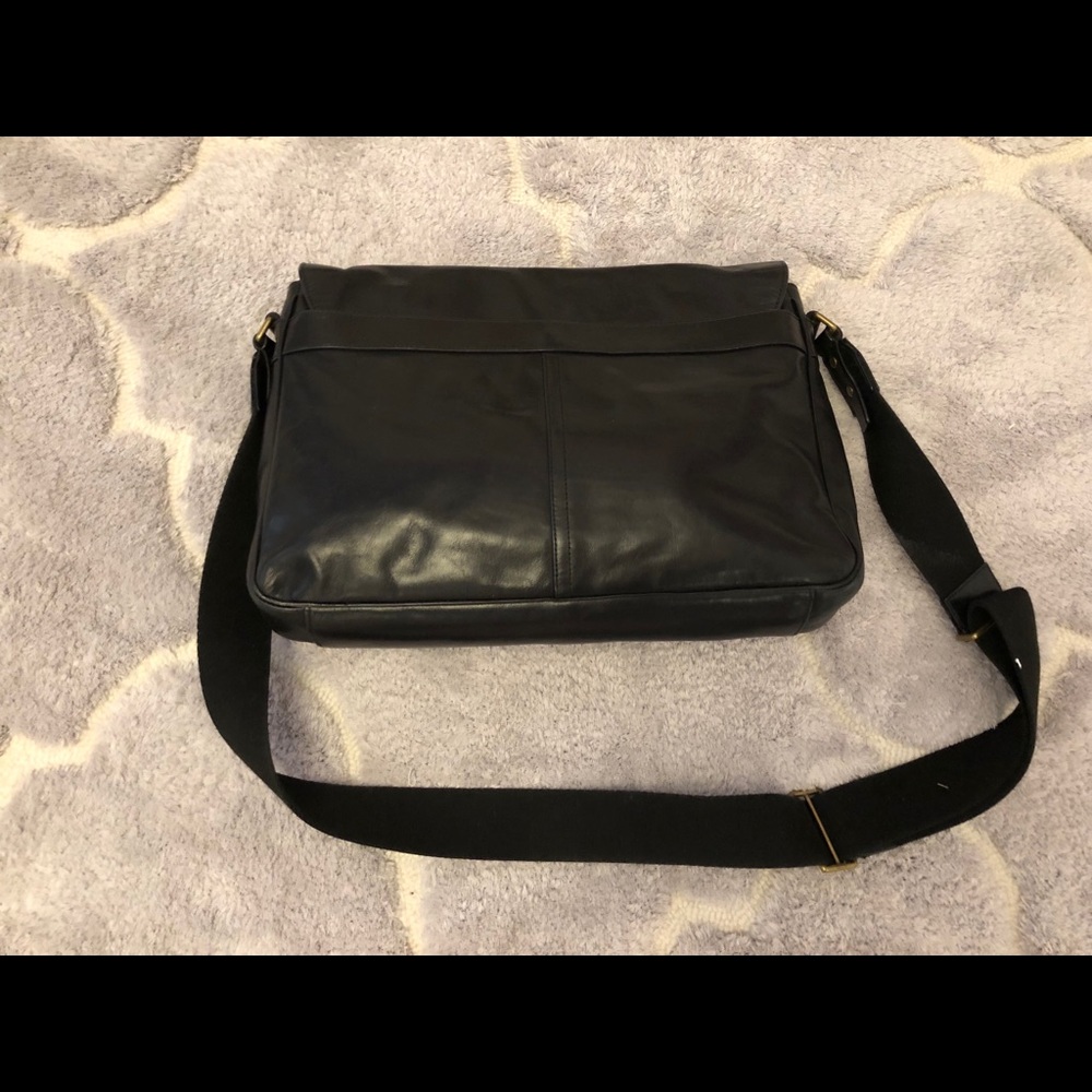 Coach leather men’s messenger bag